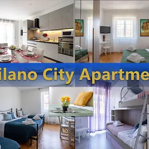 Apartment - Parking And Comfort - Spacious Up To 8 Pax, Milan